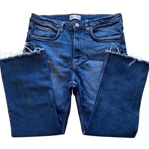 ZARA Women's High Waisted Cropped Flare Jeans‎ Size 8 Raw Hem Blue Denim Cotton